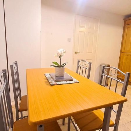 Lovely Double Room With En-Suite In Greenwich London Eksteriør billede